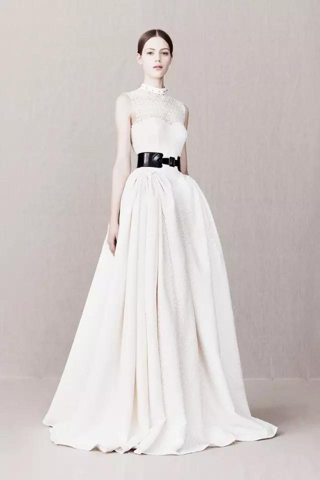 德国也有西施仙女，气质不输刘亦菲迪丽热巴！