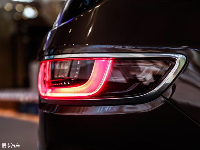 jeep大指挥官2020款夜鹰版,jeep大指挥官2021款落地价