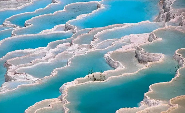 收藏！没泡过这些温泉的人生是不完全的！