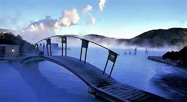 收藏！没泡过这些温泉的人生是不完全的！