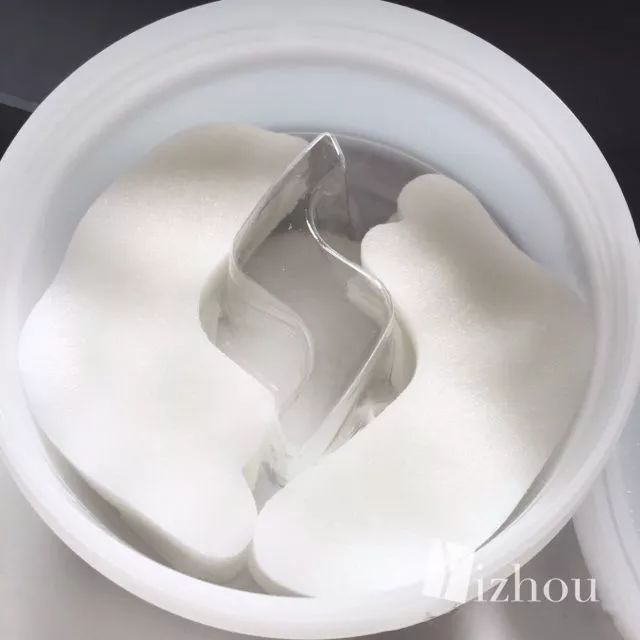 眼纹小熨斗冻干眼膜,眼纹小熨斗好用吗