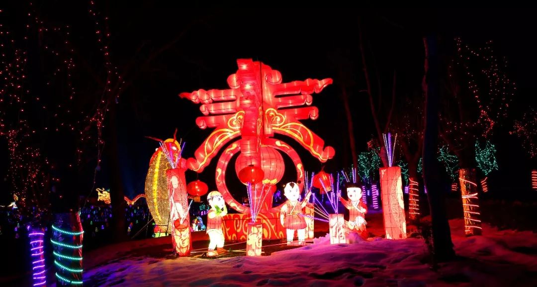 驻马店的打铁花表演时间,赏花灯表演