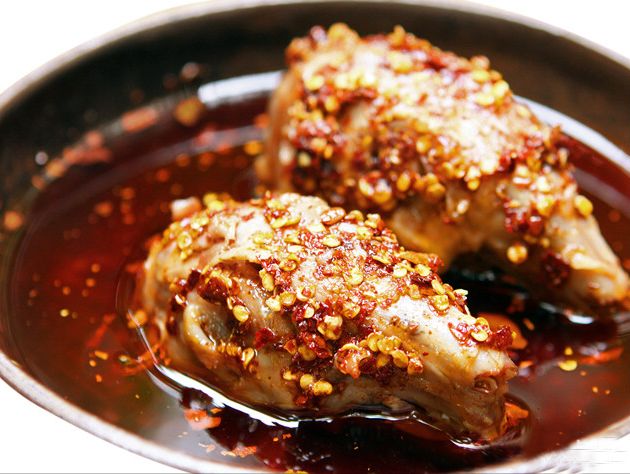 原来好多热门苍蝇馆子的干货，都能够抽真空、当特产带走！