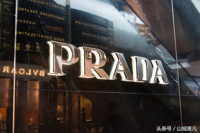 世界顶级奢侈品服装排行,世界十大奢侈品服饰