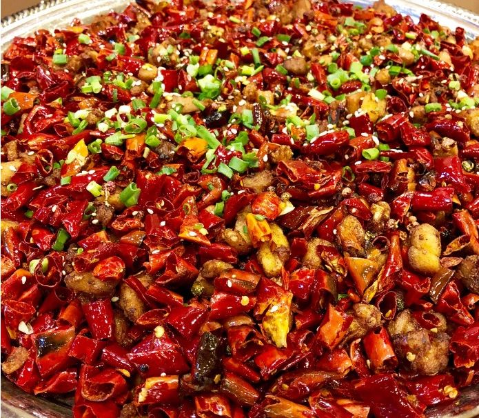 原来好多热门苍蝇馆子的干货，都能够抽真空、当特产带走！