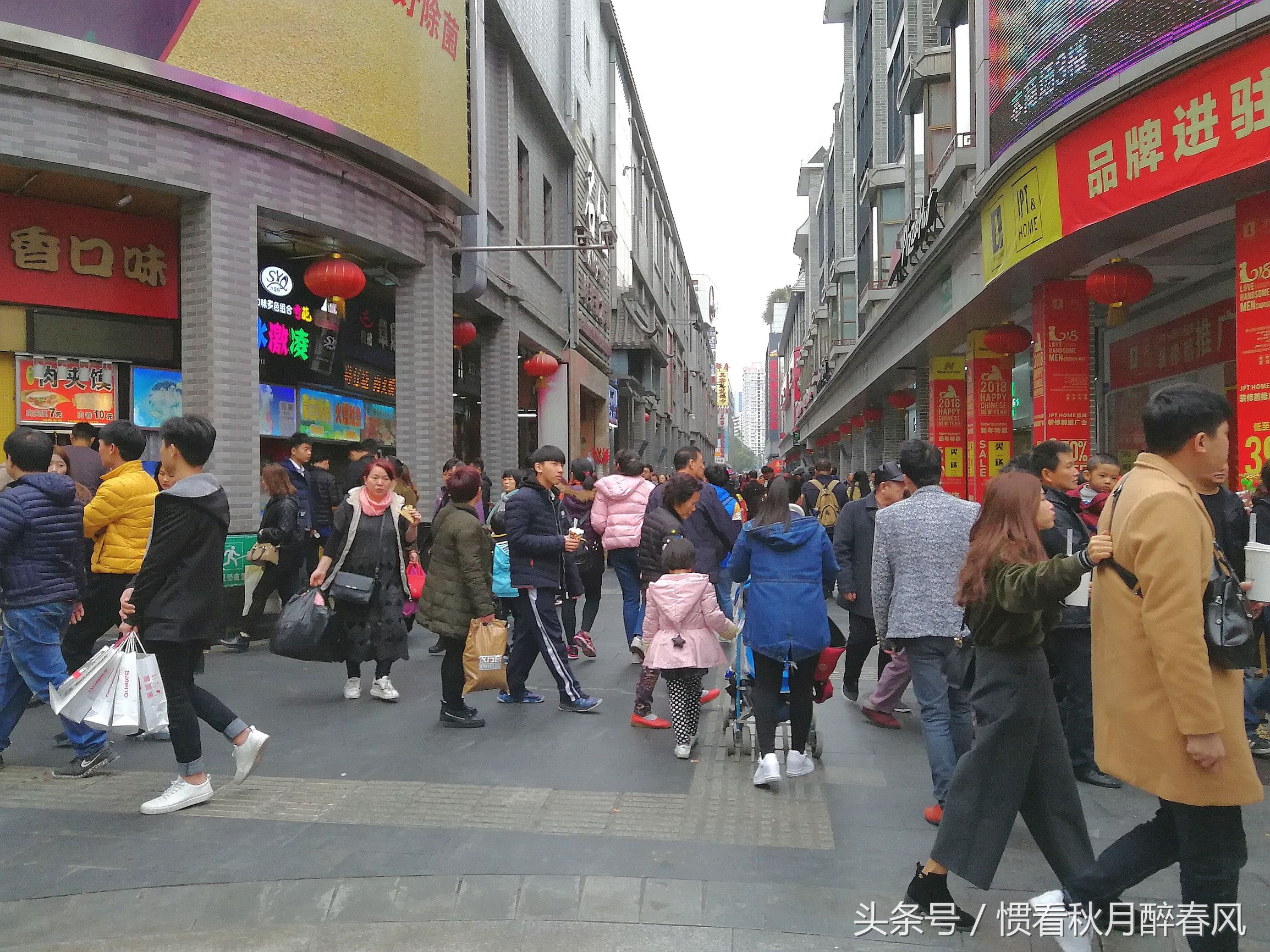 10年的深圳东门步行街,深圳东门步行街最值得逛的一条街