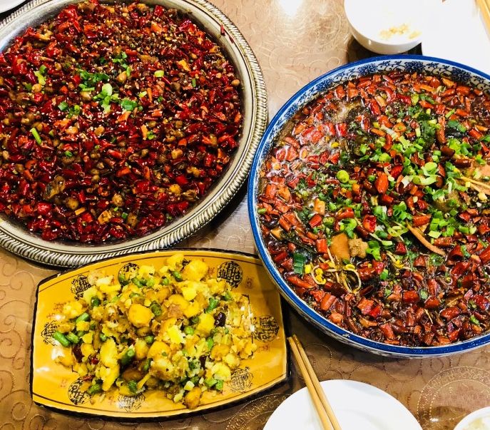 原来好多热门苍蝇馆子的干货，都能够抽真空、当特产带走！