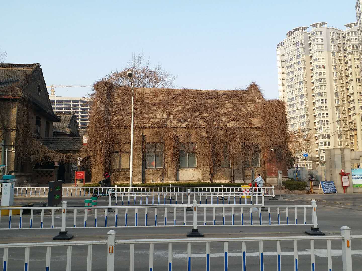 齐鲁医学院简介山东医科大学,山东大学齐鲁医学院老建筑