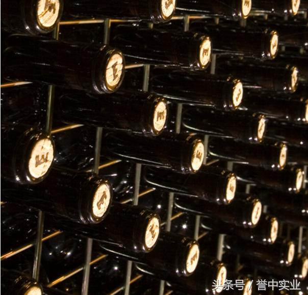 西班牙葡萄酒知名品牌有哪些,西班牙皇家穆苏红葡萄酒