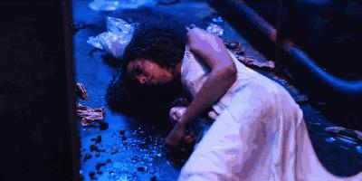 公开贩卖人体，这部美剧的尺度吓到我了