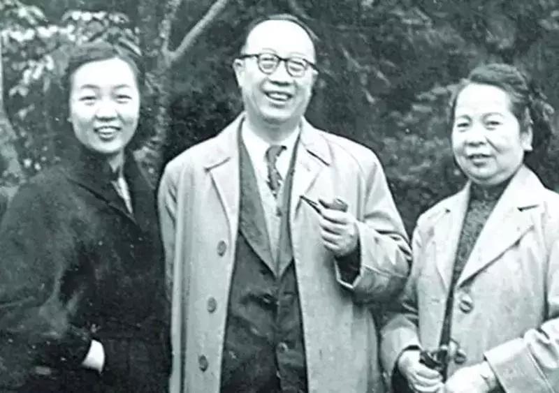 有代沟真的没办法沟通,所谓的代沟不合适