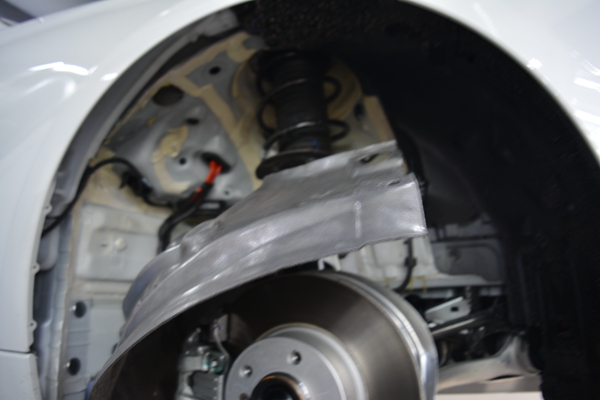 底盘装甲跟底盘防锈有啥区别吗,底盘防锈和底盘装甲有什么区别呢