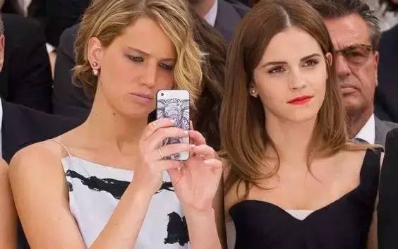 cpb口红311同款,口红界的爱马仕蝴蝶结