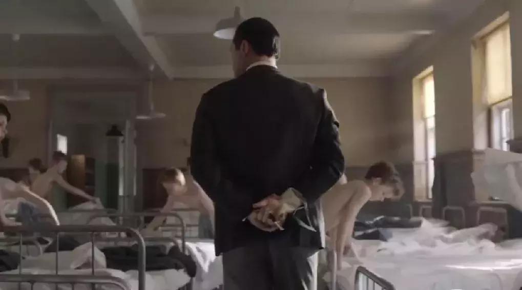 43名男生约2位女同学，骗她们喝“饮料”，之后的事情让人齿寒