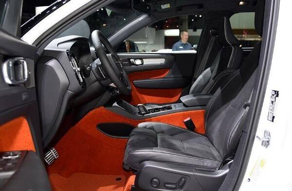 途观l380四驱豪华pk奥迪q5l,外观霸气不输宝马配四驱吊打途观