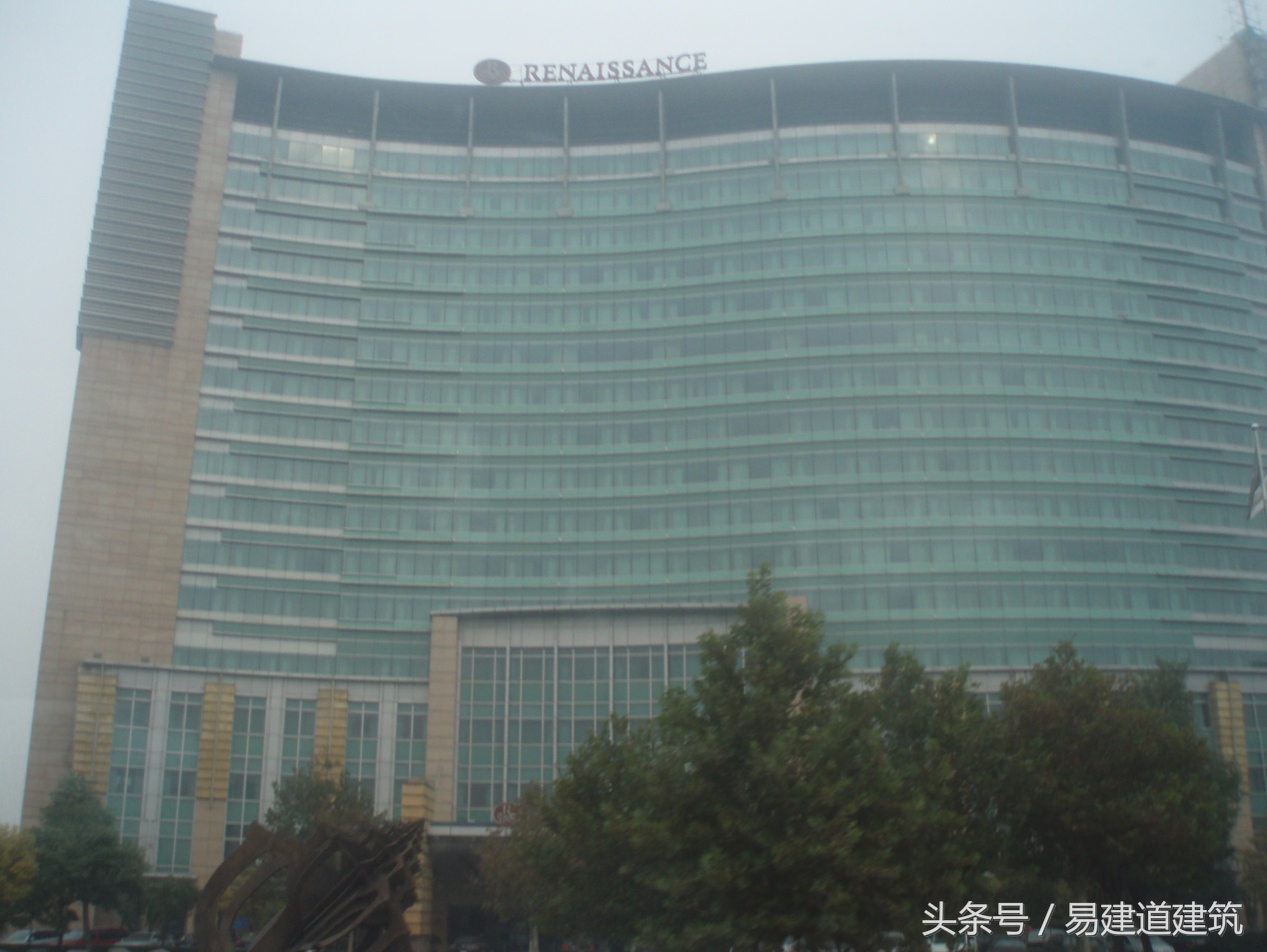 玻璃材质建筑,新型建筑玻璃材料