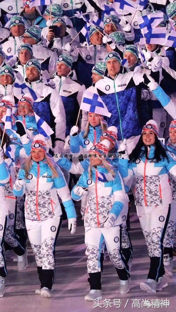 看了冬奥会，是该换一拨五颜六色的保暖服啦