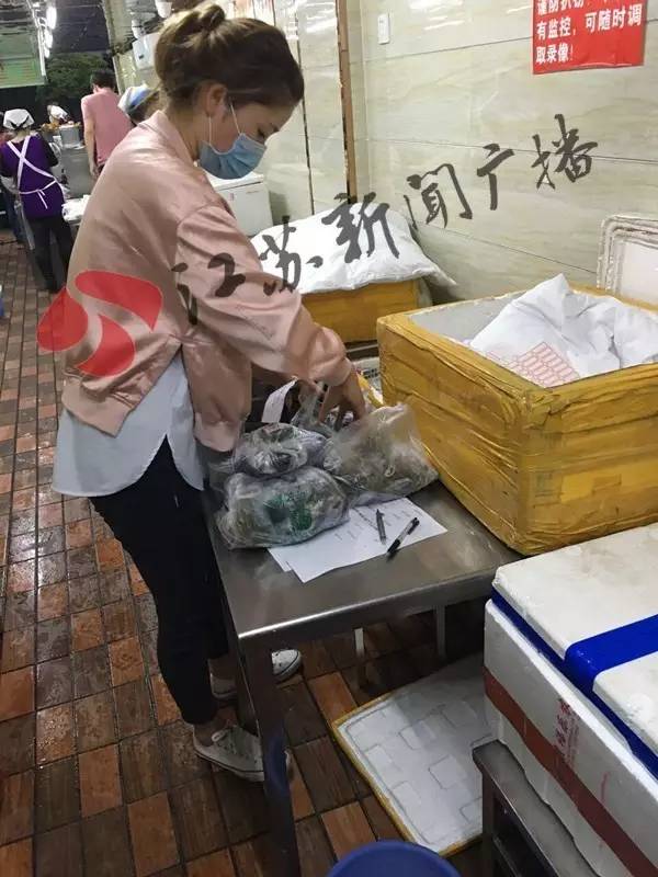 她坚持凌晨三点半起床买“人气早餐”，这也是创业！