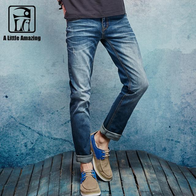 什么版型的裤子穿起来成熟帅气,时尚简约的裤子让你气质有型