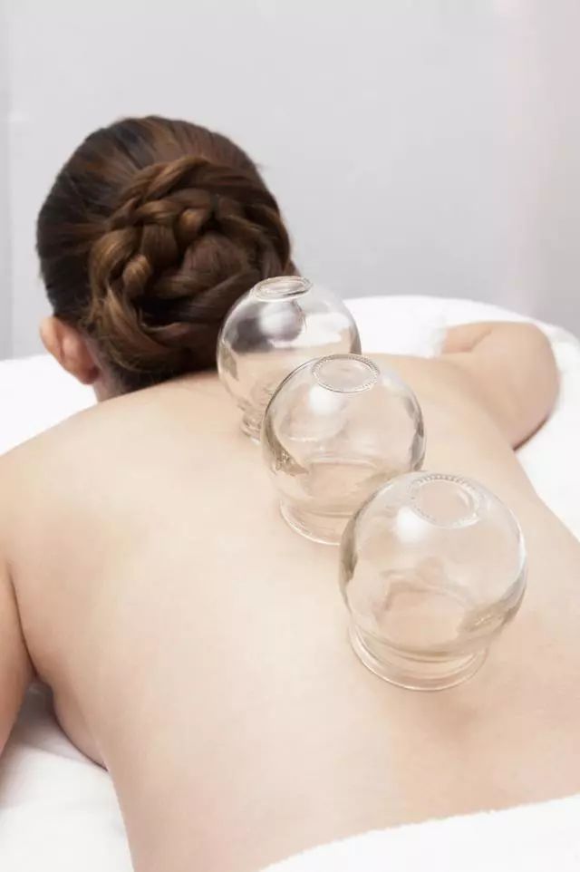 火罐拔哪些穴位能够减肥,每天火罐减肥的方法