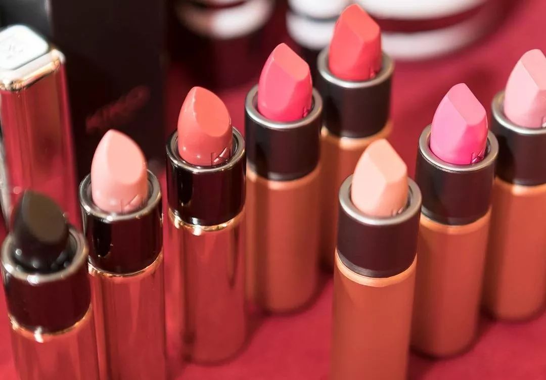 700元左右一支的口红,7块钱以内的口红