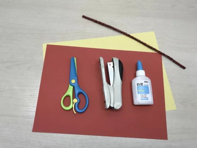 手工卡纸制作小灯笼元宵节,元宵节手工制作小灯笼简单又漂亮