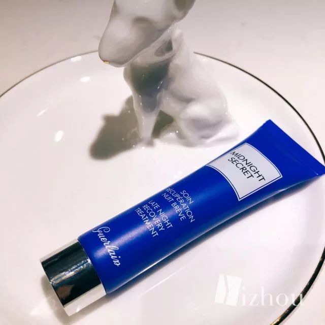 范冰冰在小红书晒面膜，遭到了代购们的集体*制抵**