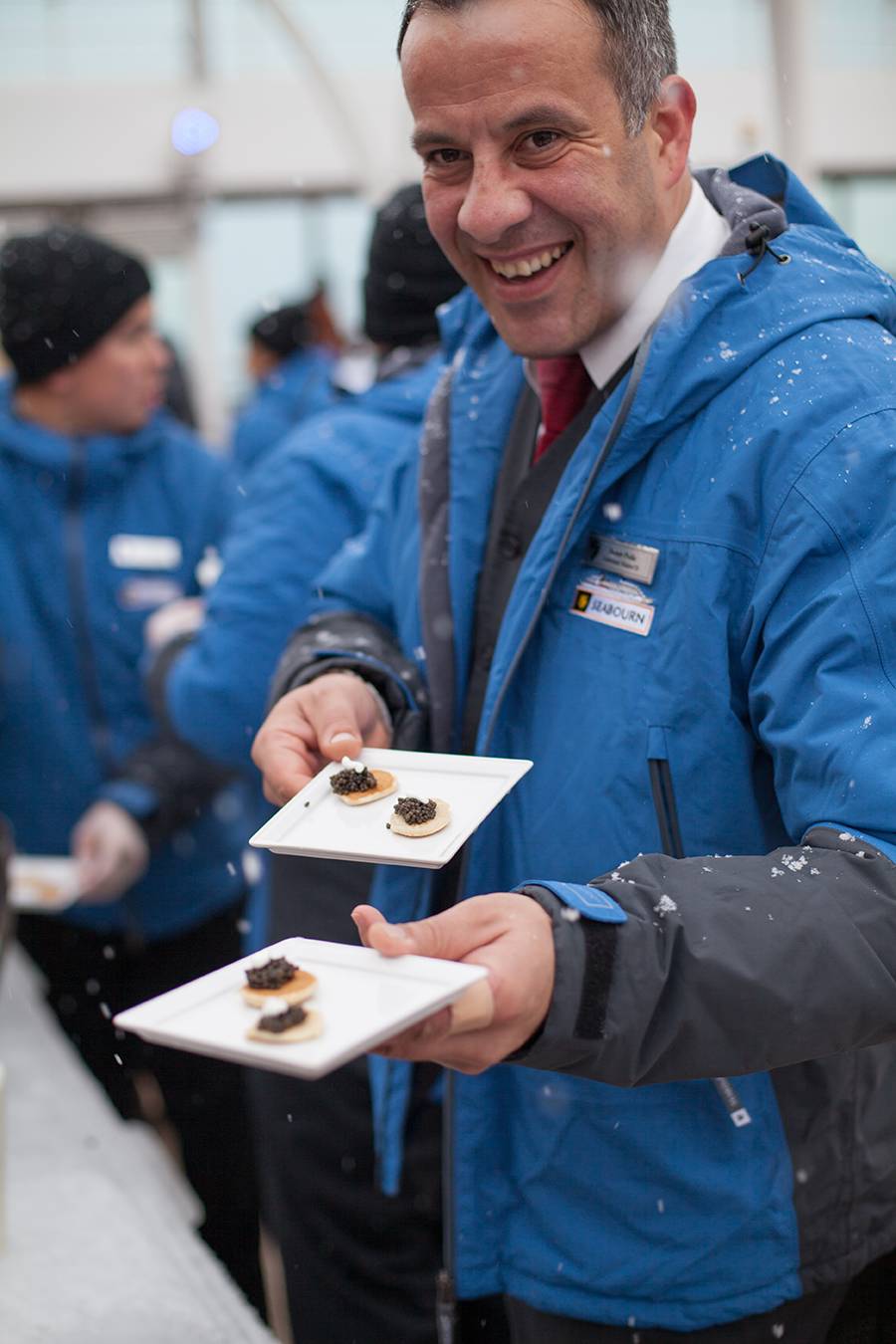 顶级鱼子酱是什么鱼产出来的,世界顶级鱼子酱到底是什么味道