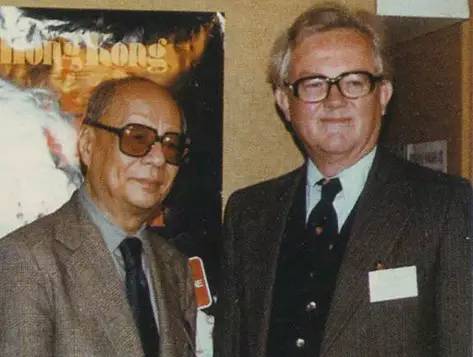 他家财万贯，被称为“华人收藏之首”，也是一位多才多艺的画家！