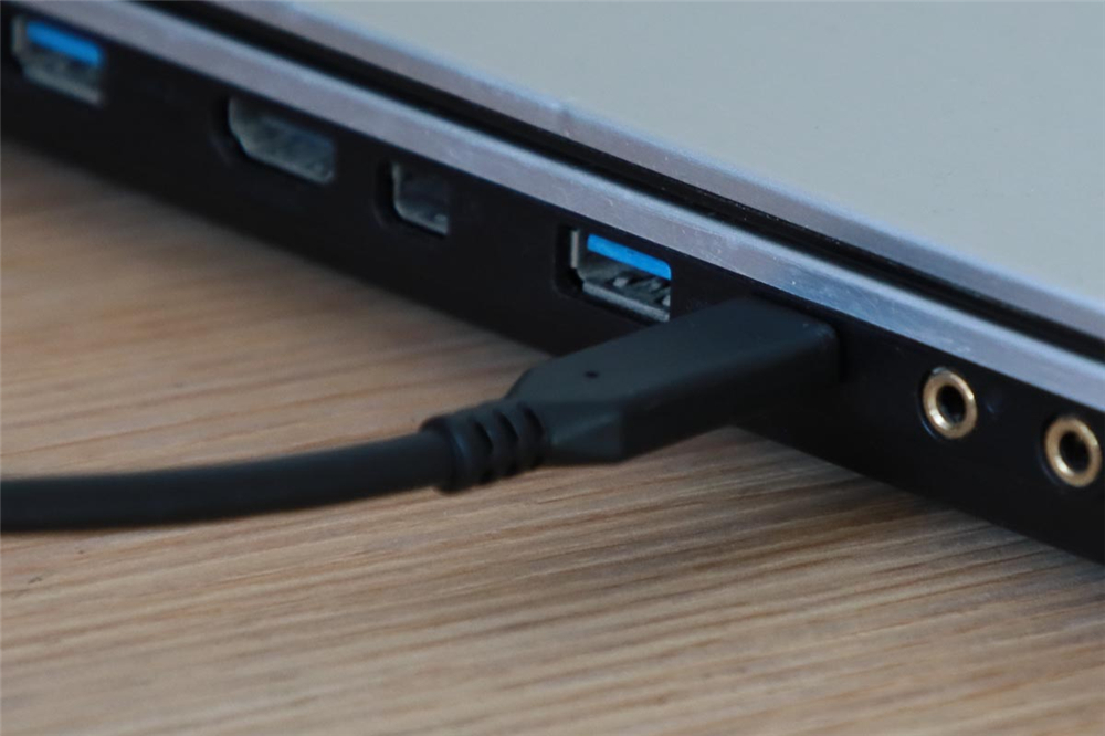 色彩修图显示器,摄影修图用什么显示器好一点