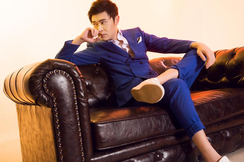 孟朕霆现身酷狗直播却遭警告？新歌首唱会“故事”多