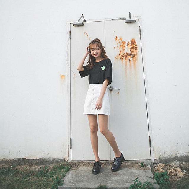 今年流行的秋季裙装,这套裙装火遍整个夏天