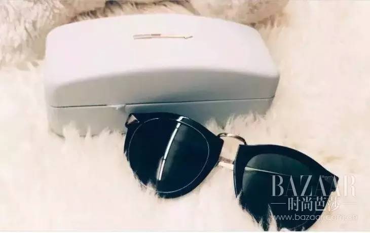 杨幂同款墨镜迪奥 (宋茜杨幂经典款手袋)