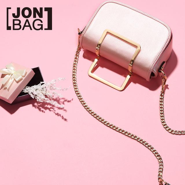 这8款包包是你绝不后悔的选择,初春必买的5款包包简直美哭啦