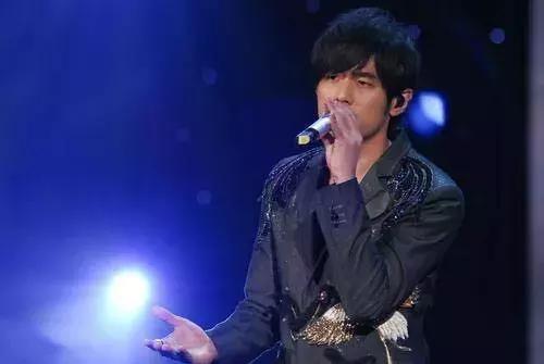 狗年春晚4个女演员3个整容，春晚这瓶卸妆油真是太强了