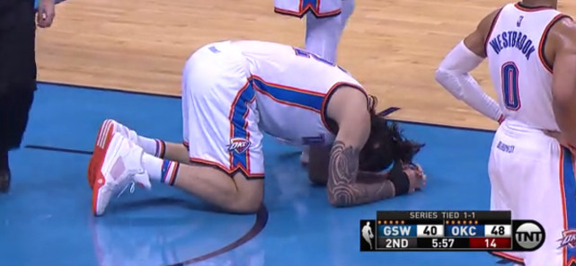 阿泰斯特一肘打通哈登任督二脉,nba最凶狠的五次犯规