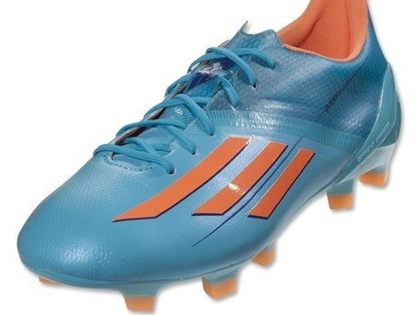 巴西世界杯球鞋大全,世界杯球鞋演变史