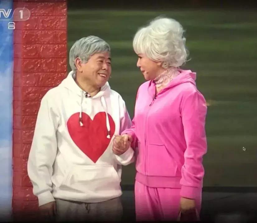 狗年春晚4个女演员3个整容，春晚这瓶卸妆油真是太强了