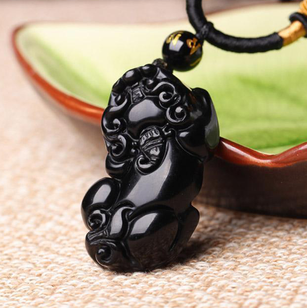女人佩戴貔貅手串有什么讲究,黑曜石貔貅手串佩戴有什么讲究