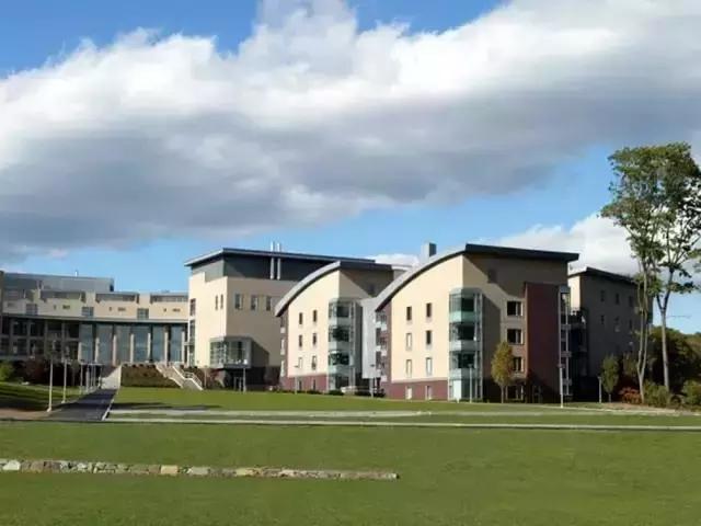 全美生活质量最好的大学,全美前十学费最高大学