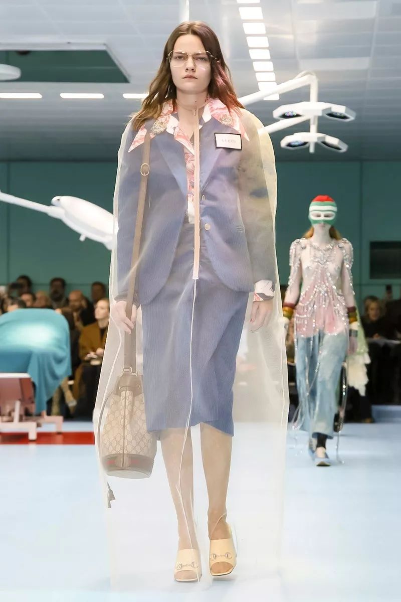 gucci是怎样成为全球最火品牌的,gucci设计look