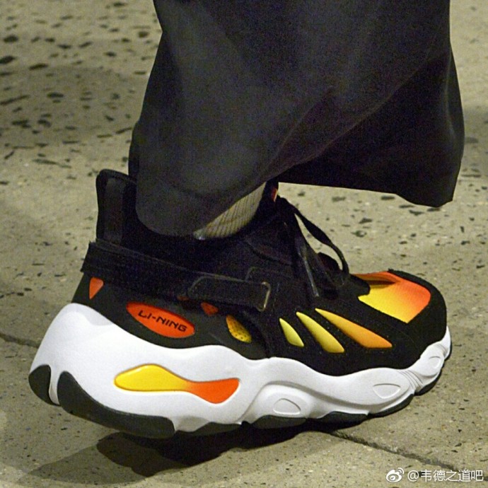 为了这双李宁重燃他被骗了好几千崛起不假乱象是真啊！
