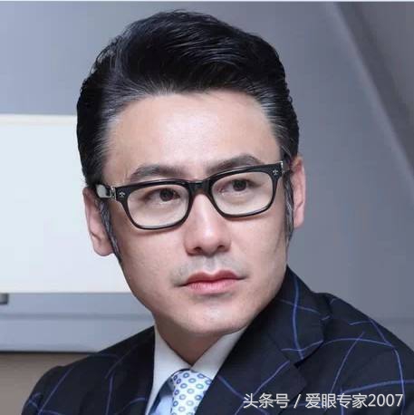 克罗心墨镜的镜片,chromehearts克罗心半框眼镜