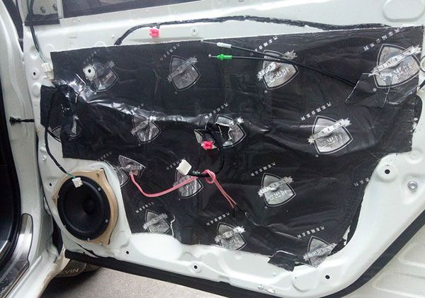 丰田雷凌音响改装怎么布线,雷凌音响改装最佳方案