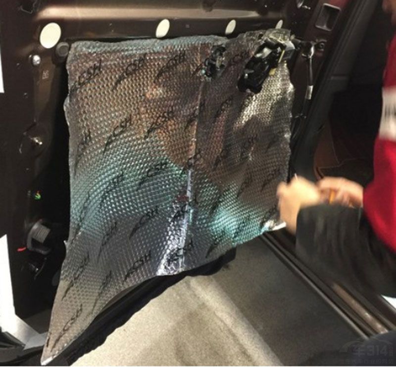 奥迪q7升级bose音响,老款奥迪q7音响改装案例