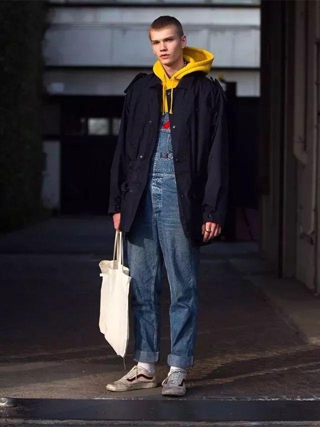 想骚还能买得起，开学这么穿让你告捷撩到学妹哦