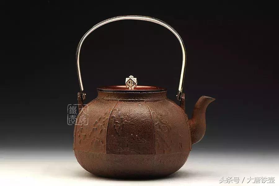 什么铁币有收藏价值,100年的老铁壶有什么特征