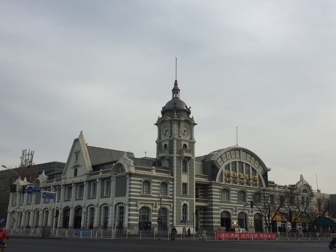 冬天去哪里旅游暖和特色美食,冬季游玩攻略美食推荐