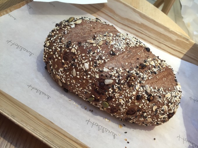 冬天去哪里旅游暖和特色美食,冬季游玩攻略美食推荐