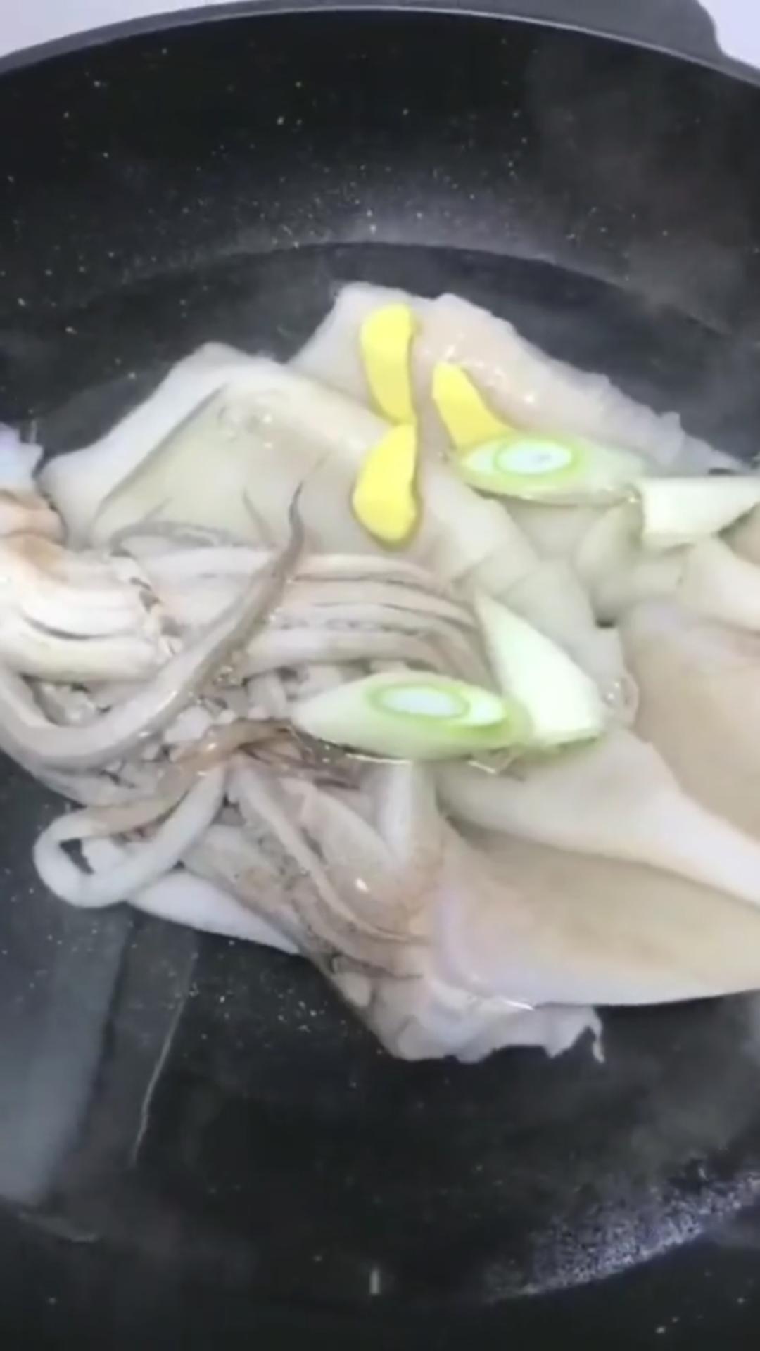 鱿鱼做法香辣爆炒,香辣鱿鱼做法大全